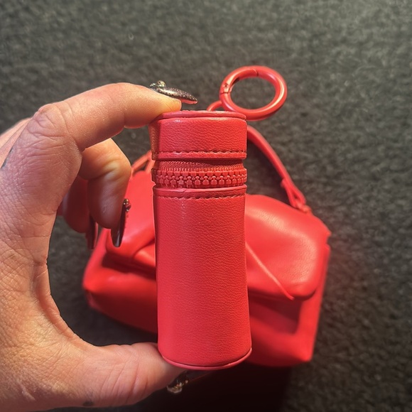 Tiny Fun Red Accessory Duo - Picture 2 of 6